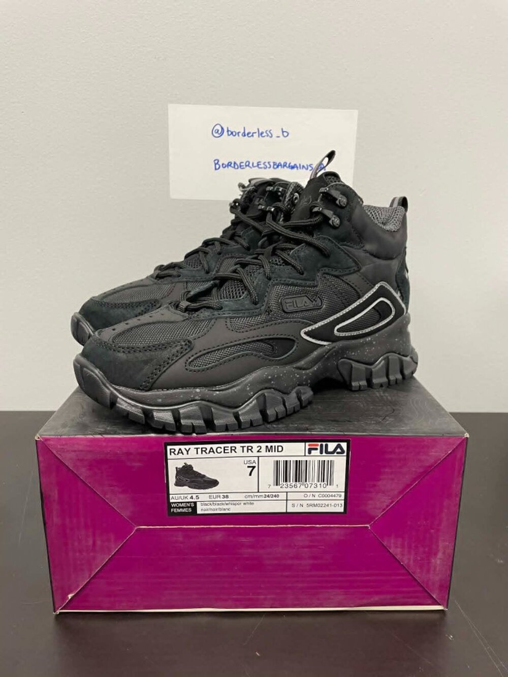 Women's Fila Ray Tracer TR 2 Mid Black (5RM02241 013) - Size US Women's 7